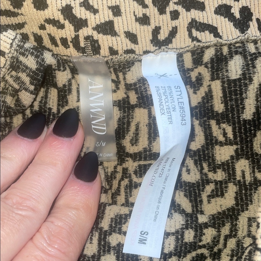 Leopard Print Women's Bike Shorts - Picture 2 of 2